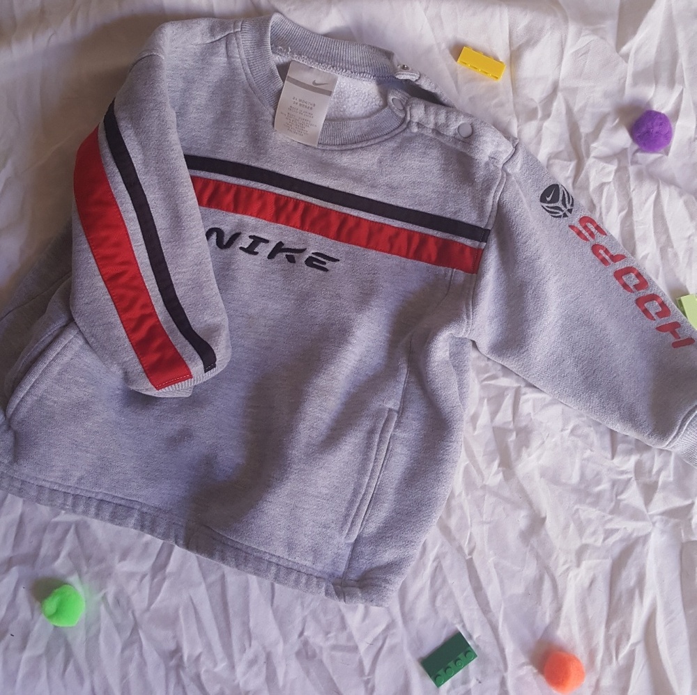 Nike sweater - 2T
